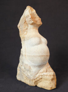 Figürliche Darstellung einer schwangeren mit zwei Gesichtern